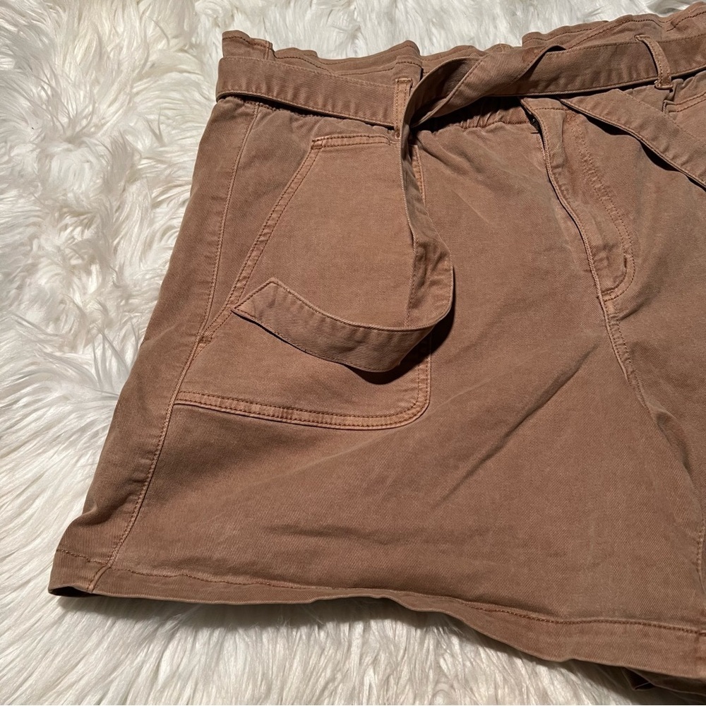 Loft Cuffed Paperbag High Waisted Twill Shorts Tan XL - Picture 3 of 10